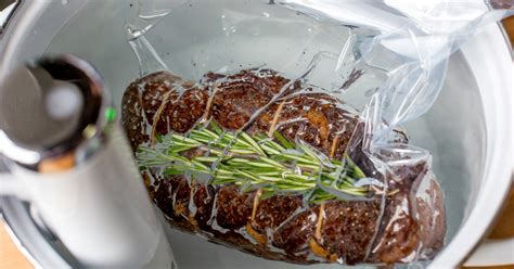 Sous vide cooking is a relatively new technique to arrive in the home kitchen. Making Sous Vide Simplify Work for You - The New York Times