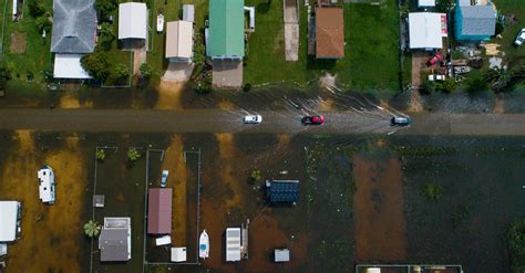 Texas Hit By ‘catastrophic Flooding From Imelda Hundreds In Need Of