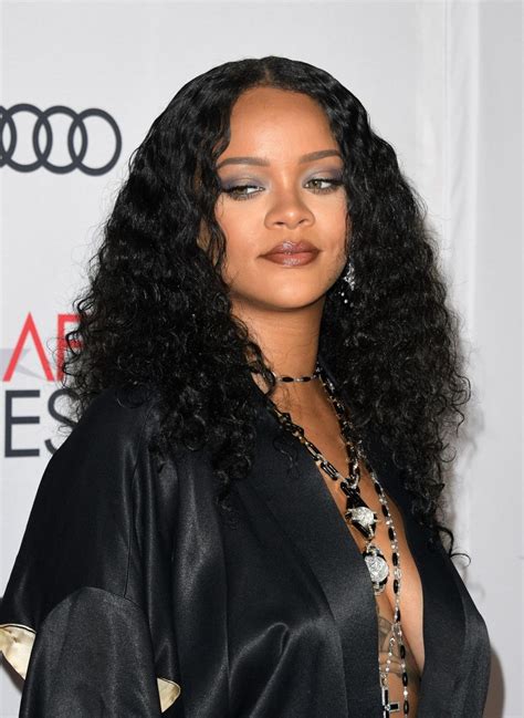 3:33 128 кбит/с 3.3 мб. Rihanna Hot - The Fappening Leaked Photos 2015-2021