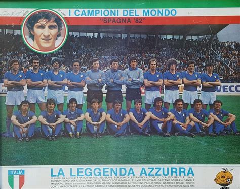 Paolo rossi parla sull'importanza degli spettacoli e della cultura dal vivo. PAOLO ROSSI SIGNED ITALY Football Team Poster ~ WORLD CUP ...