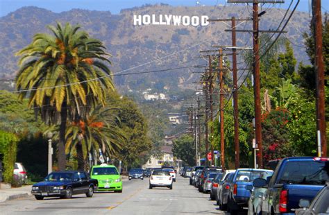 How far is hollywood from los angeles. Hollywood Sign, Los Angeles, California - An ideal place ...