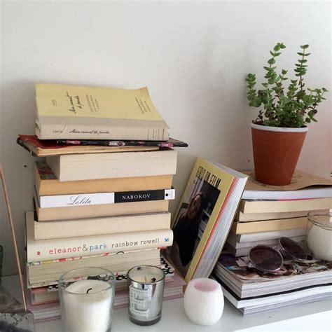 The key to making your room your happy place is to make it aesthetically pleasing. Pin by ♥ Leah Song on Home and Happiness | Aesthetic room ...