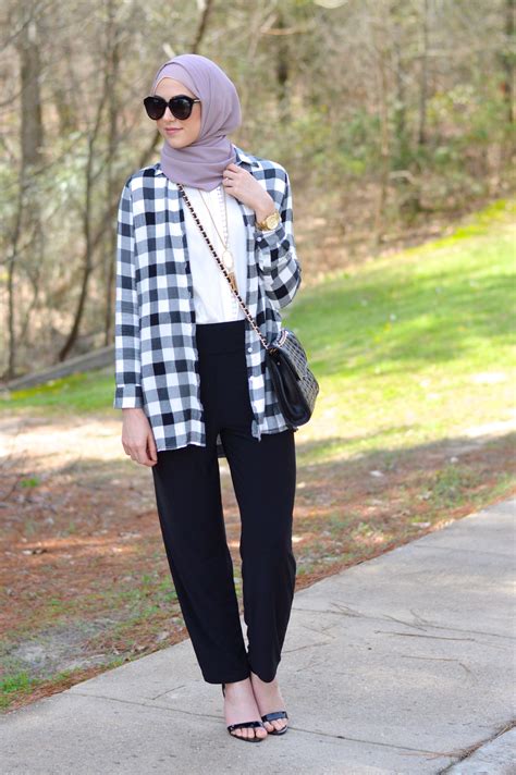 A Fashion Lifestyle Blog By Leena Asad Fashion Hijab Style Casual