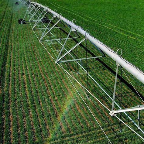 China Sprinkler Lateral Move Irrigation System China Chemigation