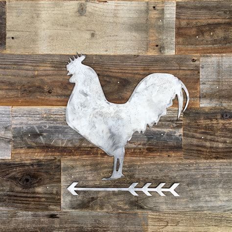 Galvanized metal, natura wood & black. Rustic Home, Rooster and Arrow Sign, Farmhouse, Metal Words, Kitchen Wall Decor, Home Decor ...