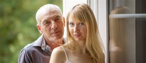 10 Reasons Why Women Love Dating An Older Man