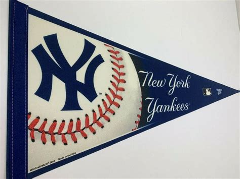 New York Yankees Baseball 2004 Banner Felt Pennant Flag Felt Pennants