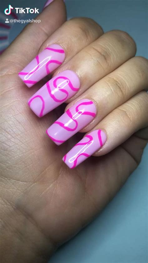 Squiggle Wavy Gel Press On Nails Reusable Salon Quality Nails Video