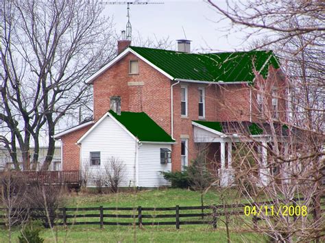 Champion siding systems offer a wide selection of colors and styles to give your home's exterior the exact look you want. Tin roof colors: Makes a difference | Roof Menders, Inc.