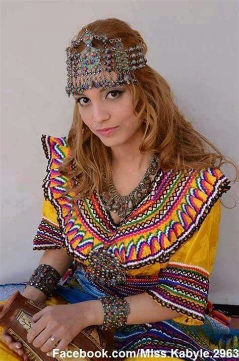 Kabyle Dress And Jewelery Algeriantraditionaldresses Algérie الجزائر