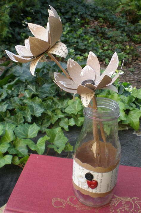 Design By Night Paper Towel Roll Flowers—tutorial