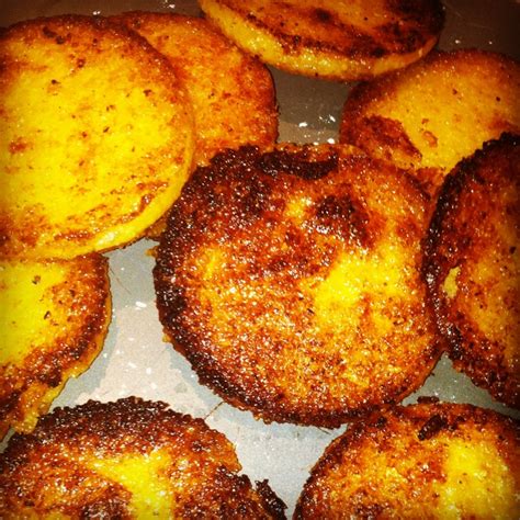 The grains as mains cookbook satisfies your appetite for tasty, versatile and healthy grains from quinoa and polenta to teff and freekeh. Fried Polenta Cakes | Mommy Bistro