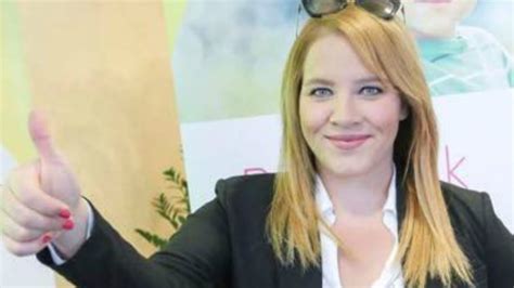 Mészáros lőrinc nevét ugye mindenki ismeri. Tóth Vera ezért kap injekciós kezelést | nlc