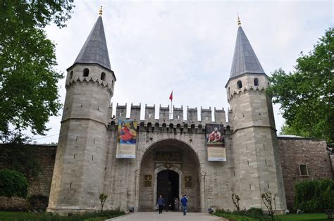 Topkapi Palace Destinasi Wisata Bersejarah Di Turki