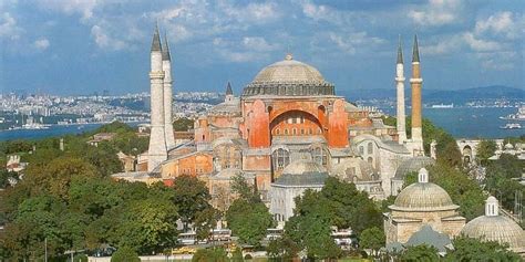 Ayasofya'nın müze olmasına ilişkin karardaki atatürk imzasının sahte olduğunu iddia eden eski türk tarih kurumu başkanı ve mhp grup başkanvekili yusuf halaçoğlu, ayasofya'nın müze olarak. Ayasofya'nın mimarları Arşimet'in kitabından faydalandı
