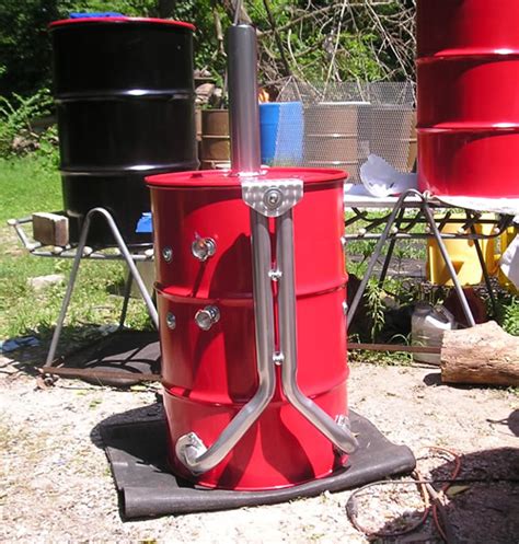 The site owner hides the web page description. 55-Gallon Drum BBQ Grill and Smoker - Neatorama