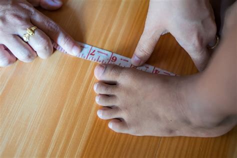 In girls, the normal age for feet to stop growing is around 14 years, while in boys, it's around 16. When Do Your Feet Stop Growing? (The Answer Might Just ...