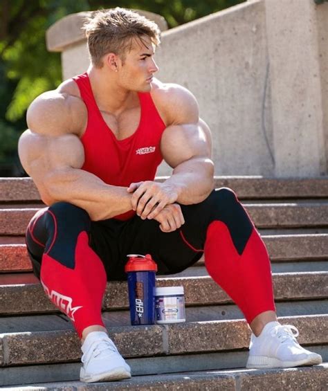 Blond Muscle On Tumblr