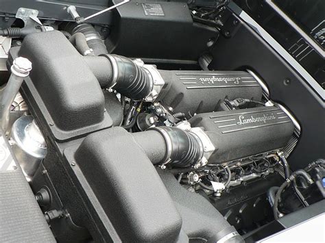This Is What Makes Lamborghinis 52 Liter V10 Engine So Special