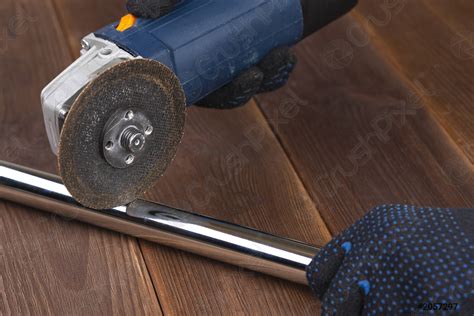A standard 4″ to 4.5″ will handle most cutting jobs. How To Cut Laminate Flooring Without Power Tool - Power ...