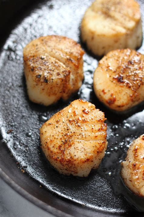Make them on the grill, broiled, or in the air fryer! Perfectly Seared Scallops Recipe - Baker by Nature