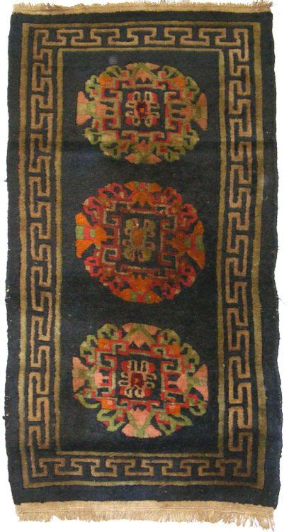 Anders als tibetische thangkas mit sehr strengen ikonografischen regeln, sind die designer und knüpfer traditioneller tibet teppiche in der. Tibetischer Teppich NR:17 | Teppich, Orientteppich ...