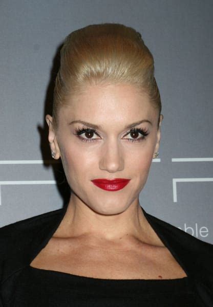 Celebrity Gwen Stefani Plastic Surgery Celeb Surgery Com