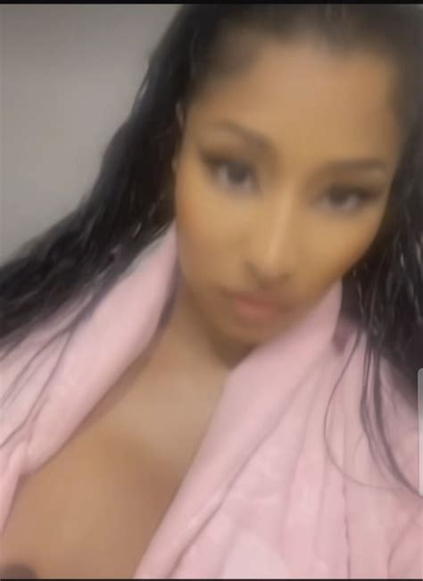Nicki Minaj Selfie Nip Slip Other Crap