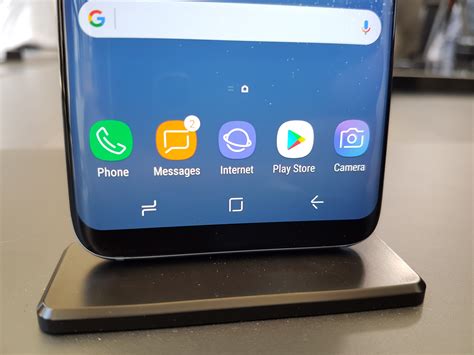 Dibekali dengan teknologi infinity display, samsung s8 memberikan revolusi pada desain smartphone yang tidak lagi terhalang oleh batas layar. Nos photos du Samsung Galaxy S8 et de son interface ...