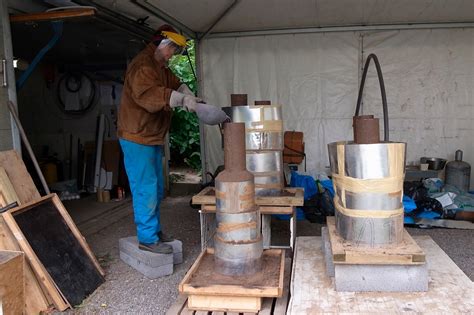 Tool boxes are created to transport tools and peripherals whether you are a handyman or a journeyman. Homemade Tools & Aids: Very flexible sand casting boxes