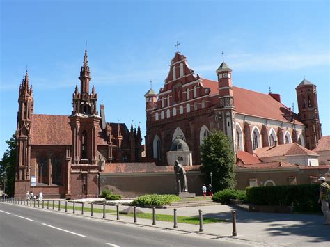 Vilnius per amžius buvo ir yra orus laisvų piliečių bendrabūvį telkiantis miestas, kuriame tobulai dera didinga istorija, įstabi gamta ir veržli kūryba. Erasmus Bericht aus Vilnius, Litauen : Fernweh
