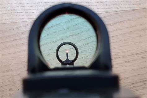 5 Best Mp5 Optics Holographic And Reflex Sights For Fast Cqb Shooting