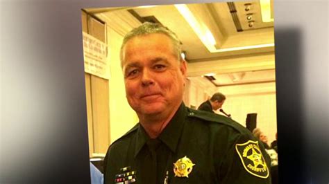 Florida Officer Scot Peterson Defends Response To Parkland Shooting