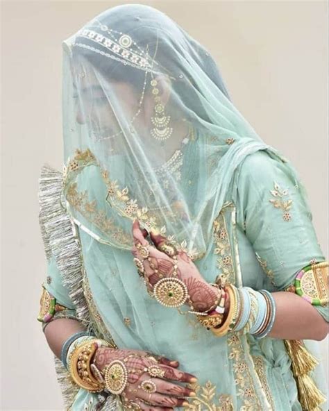 Pin By Neha Lakhawat On Rajputi Dress Indian Bridal Dress Rajasthani