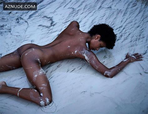 Ebonee Davis Wriggles On The Beach Completely Naked Covered With Sand