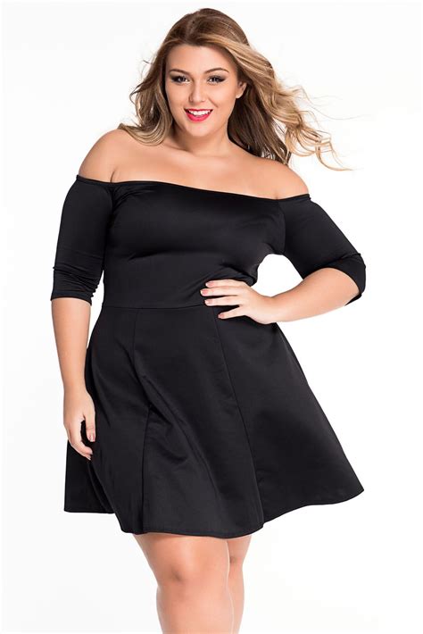 Even if you are feeling too lazy to head out, you can keep an eye for some beautiful pieces of apparel. Black Solid Fleshy Ruched Boat Neck Half Sleeve Backless ...