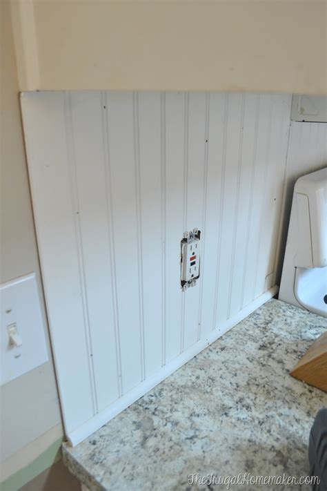 It's a great option for beach houses, shabby chic homes, and modern minimalist kitchens. How to install a DIY beadboard backsplash (Kitchen Makeover)