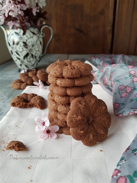 Come si usa la sparabiscotti. Biscotti-al-cioccolato-senza-glutine-realizzati-con-la ...