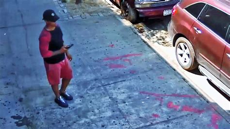 Man Puts Gun To 12 Year Old Girls Head At Nyc Street Corner Drags Her