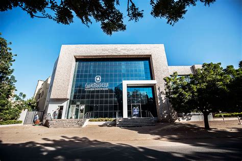 Many french banks offer a range of products from mortgage loans and savings accounts, to home, life, and car insurance. Sudanese French Bank - Khartoum 2 - Murtada Maaz Consultancy