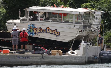 Lawsuit Filed In Missouri Duck Boat Tragedy Seeks 100 Million