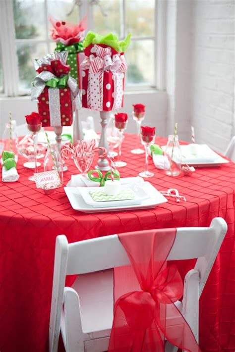 The complete list of diy table ideas that you can build this year even on a tight budget, and stay in style. 50 Best DIY Christmas Table Decoration Ideas for 2020