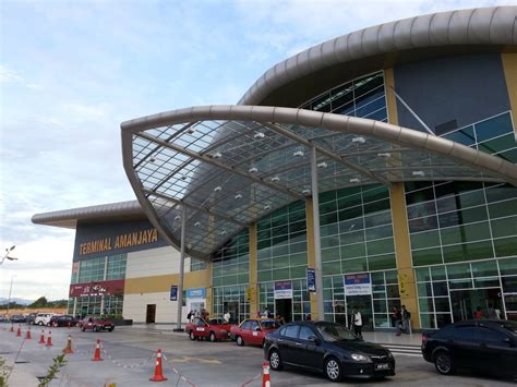 Buses run the route both ways. Xing Fu: AMANJAYA BUS TERMINAL IN IPOH