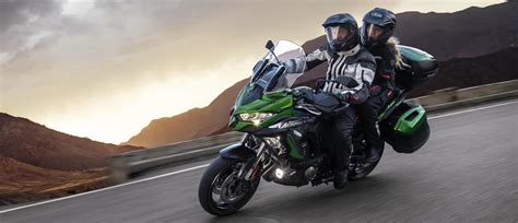 Ensam eller med passagerare, runt staden eller jorden. Versys 1000 SE Grand Tourer MY 2021 - Kawasaki Italia