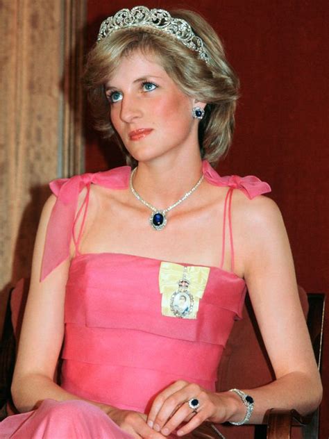 Queen elizabeth ii's favourite daughter in law sophie, countess of wessex turns 53rd take a look at their best moments together. Sophie, Countess of Wessex news: Engagement ring has link ...