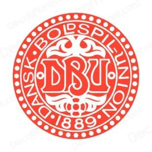 Denmark are due to host russia for a group b encounter in copenhagen on june 21, for russia is currently on denmark's 'orange list' of countries according to their covid status, meaning visitors must. Denemarken voetbalshirt en tenue - Voetbalshirts.com