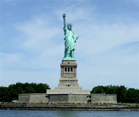 File0327new York City Statue Of Liberty Wikimedia Commons