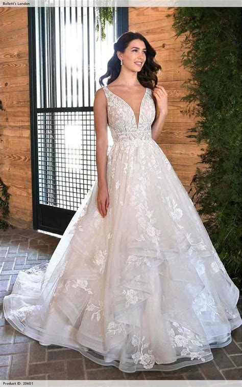 Essense Of Australia D3384 Wedding Dress Save 21 Stillwhite