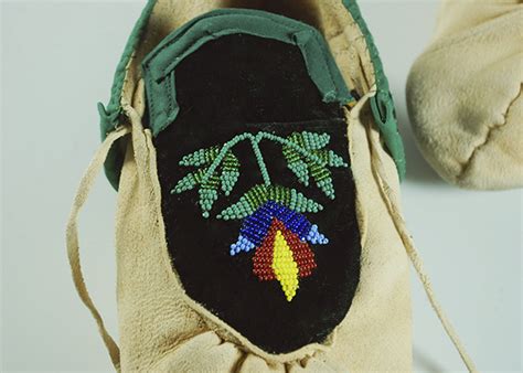 Native American Artists In Residence To Focus On Moccasins Makizinan