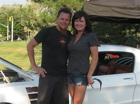 We provide replacement parts, remote control replacements, new garage doors, and panel replacements. Dave Kindig with lovely wife Charity Kindig - Realitystarfacts